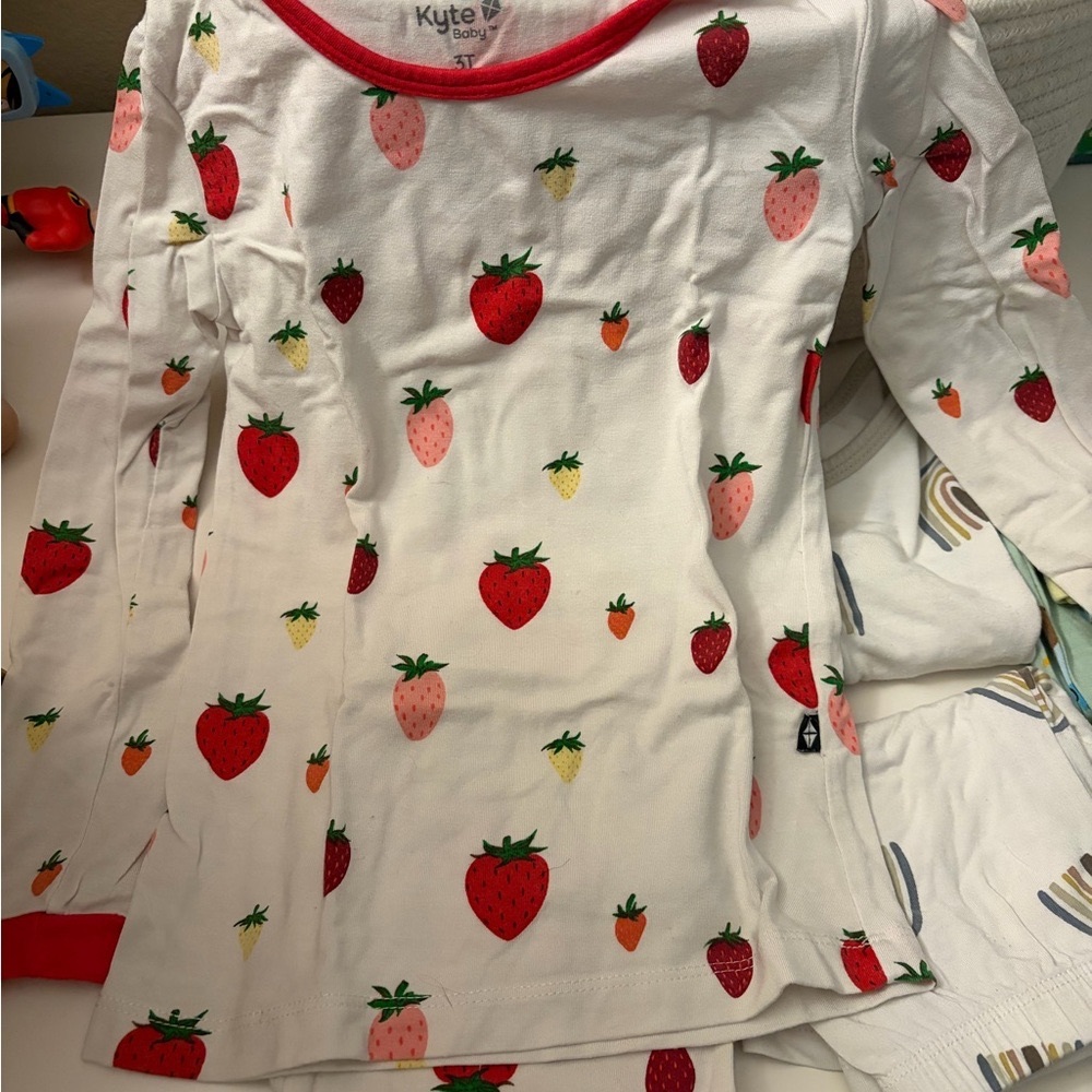 Colorful Kids Pajama Set Kyte baby/Bellabu bear